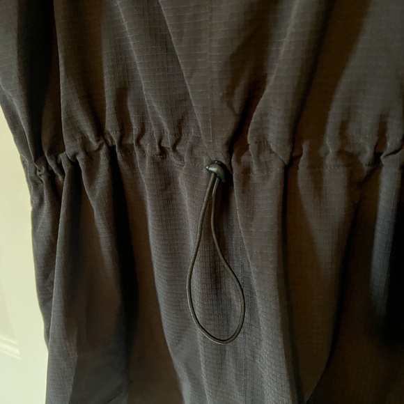 Athleta Levitate run tank - Picture 6 of 6